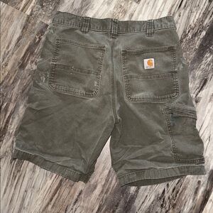 Carhartt relaxed fit work utility shorts Men’s 32 distressed stains holes green